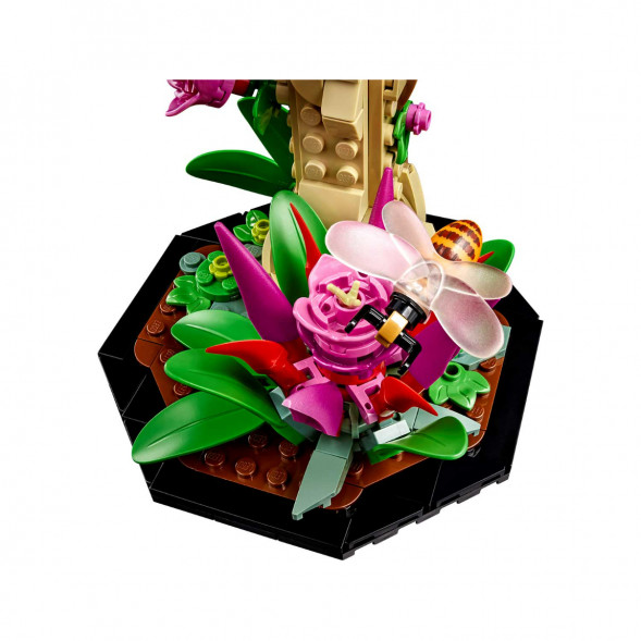 Конструктор LEGO Ideas 21342 Коллекция насекомых в Туле